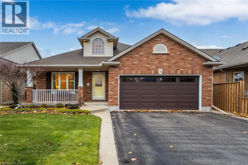 5 Briarwood Drive, St. Catharines, ON - Outdoor With Deck Patio Veranda