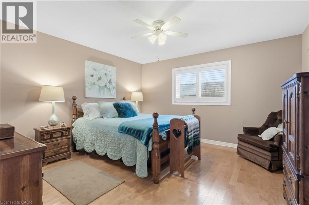 5 Briarwood Drive, St. Catharines, ON - Indoor Photo Showing Bedroom