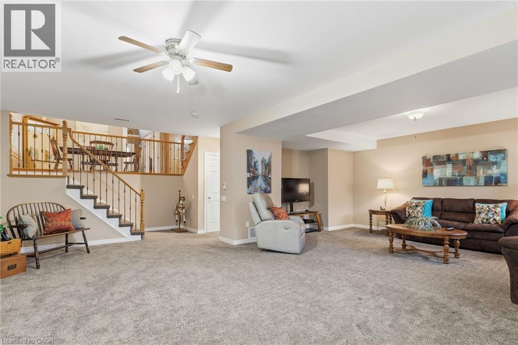 5 Briarwood Drive, St. Catharines, ON - Indoor