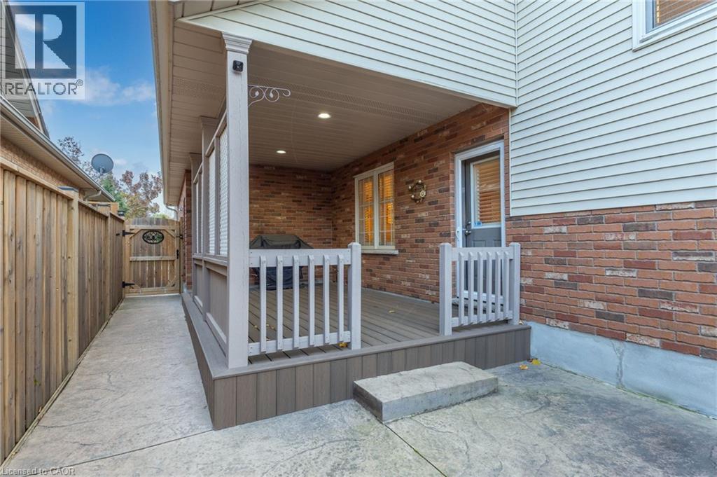 5 Briarwood Drive, St. Catharines, ON - Outdoor With Deck Patio Veranda With Exterior