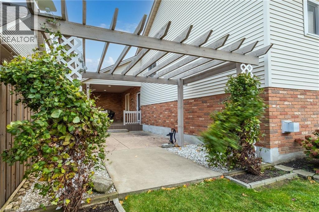 5 Briarwood Drive, St. Catharines, ON - Outdoor