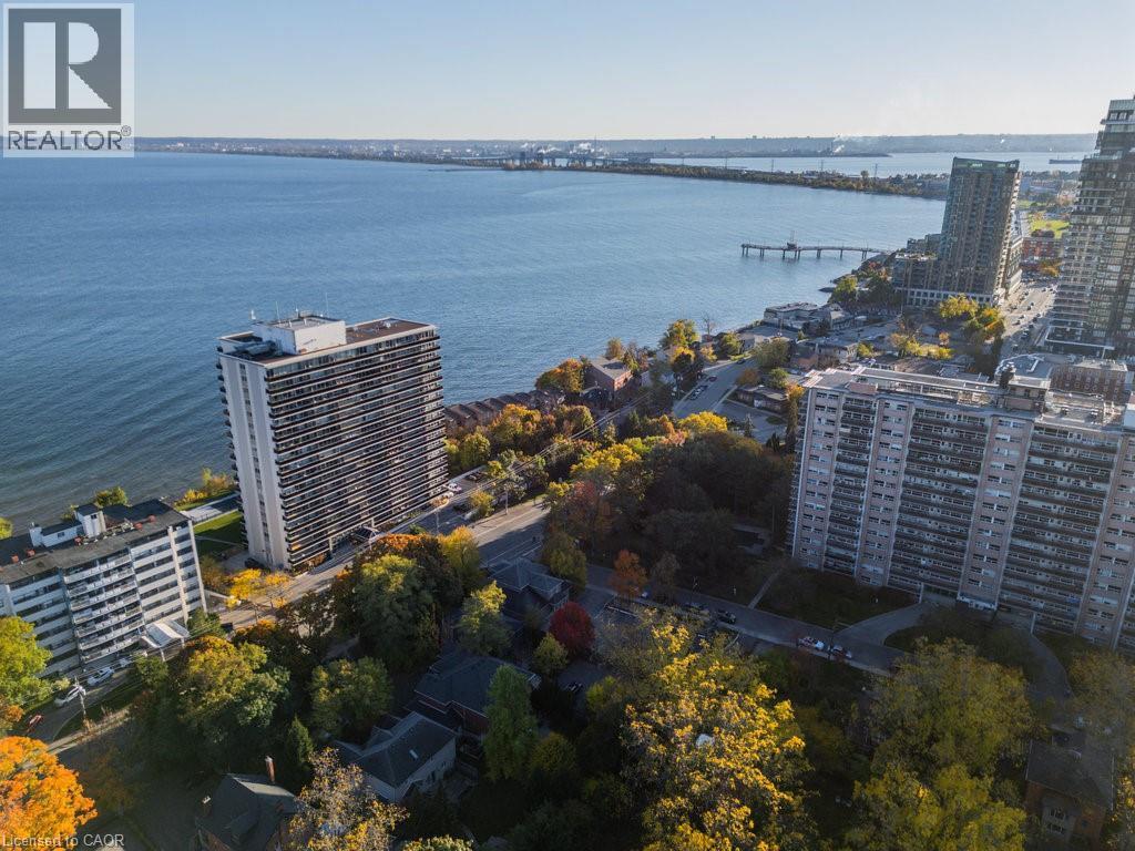 2159 Lakeshore Road, Burlington, ON