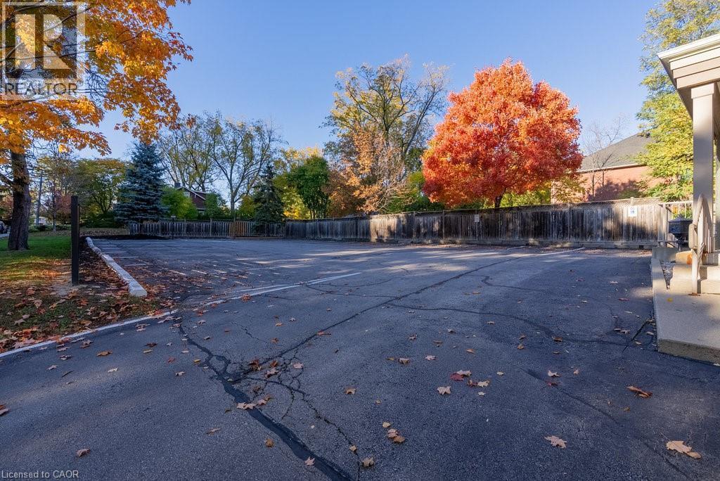 2159 Lakeshore Road, Burlington, ON