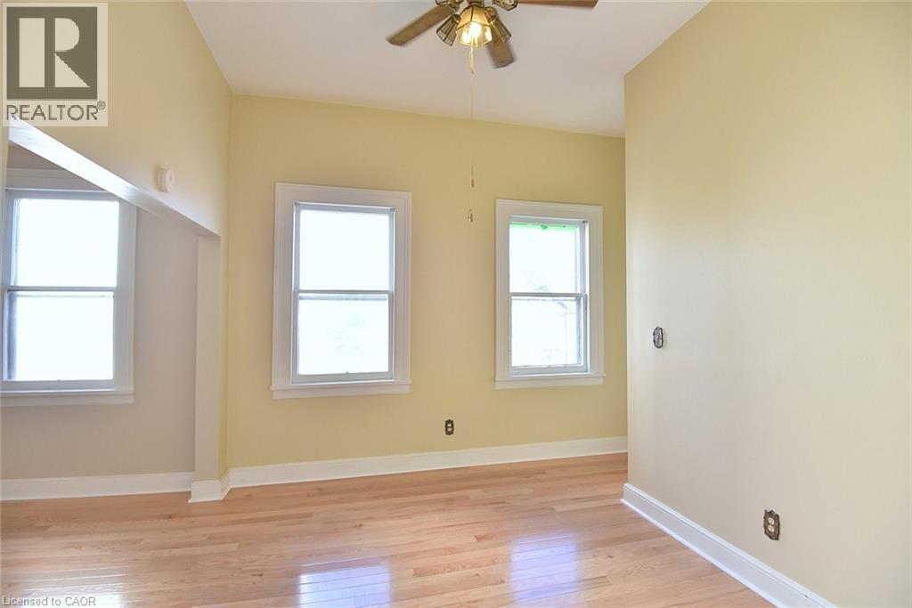 185 Market Street, Hamilton, ON - Indoor Photo Showing Other Room