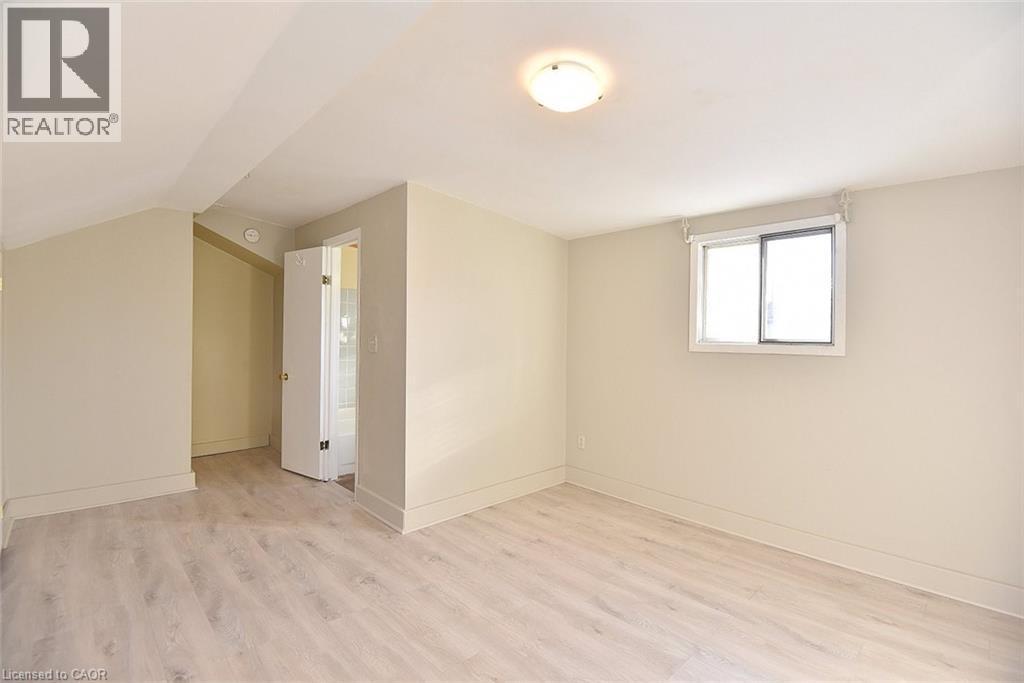 185 Market Street, Hamilton, ON - Indoor Photo Showing Other Room