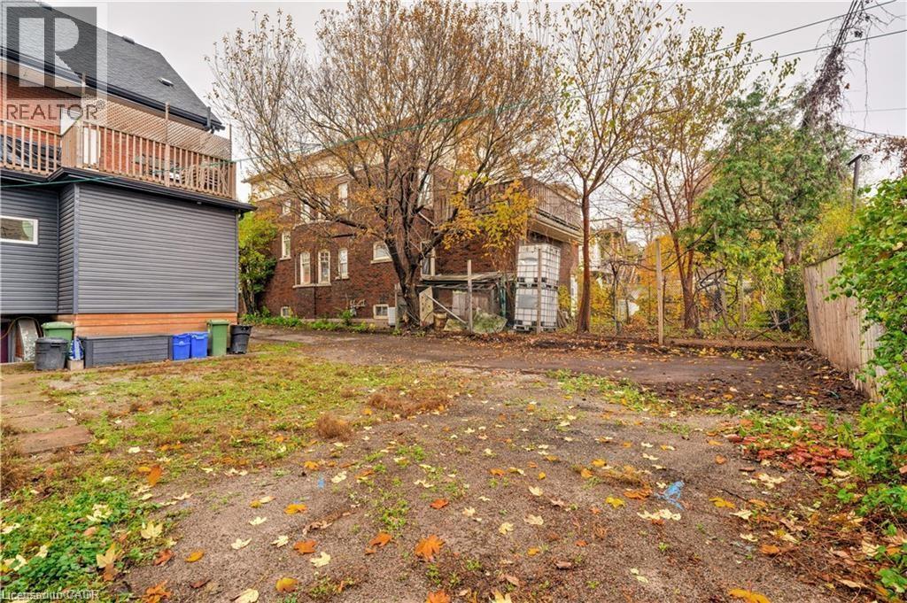 152 Sanford Avenue S, Hamilton, ON - Outdoor