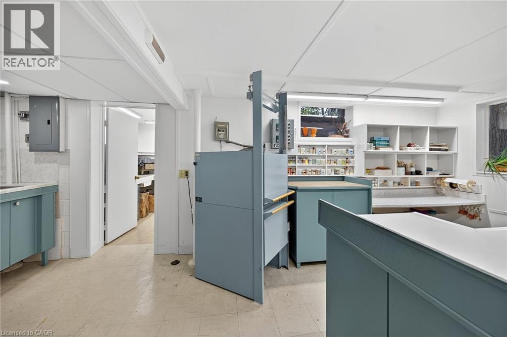 842 Forest Glen Avenue, Burlington, ON - Indoor