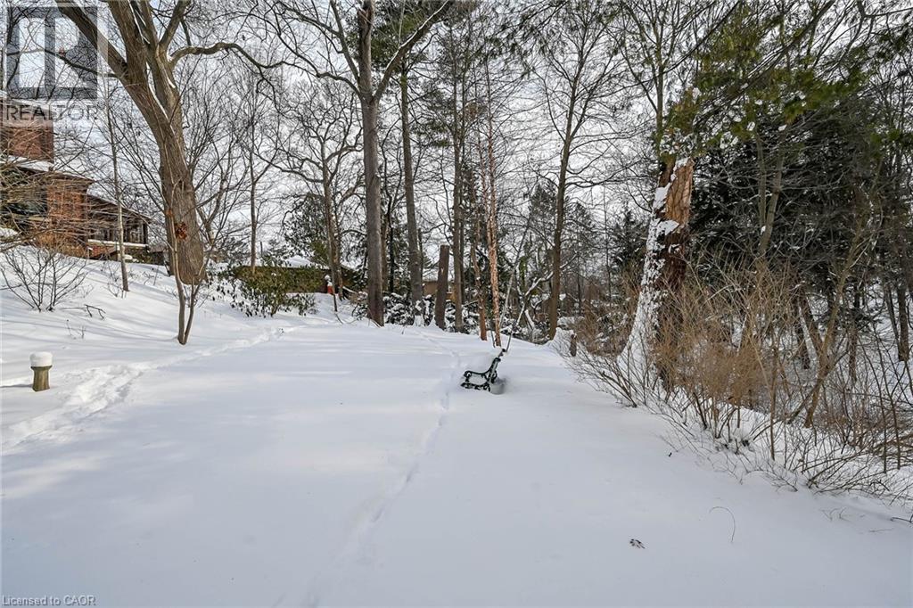 842 Forest Glen Avenue, Burlington, ON - Outdoor With View