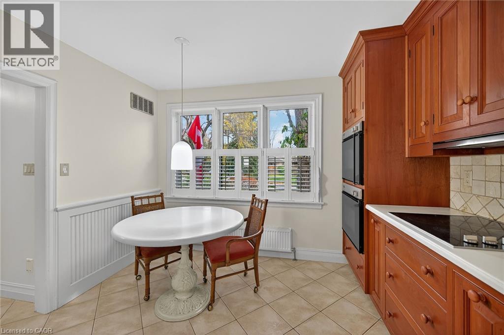 842 Forest Glen Avenue, Burlington, ON - Indoor