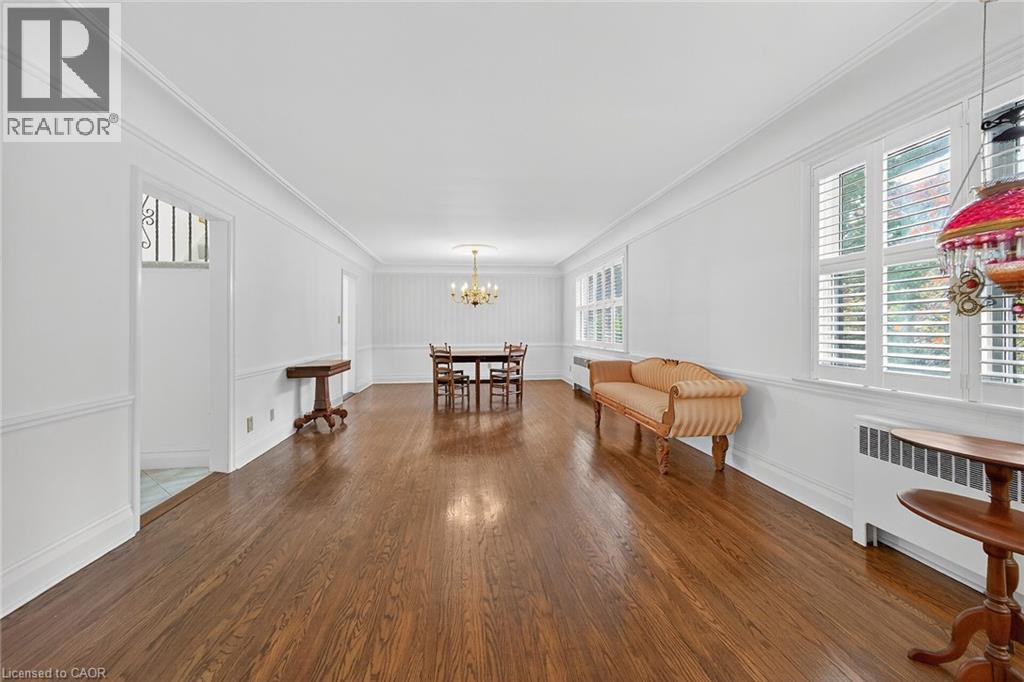 842 Forest Glen Avenue, Burlington, ON - Indoor