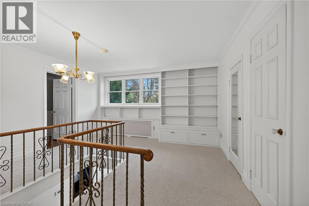 842 Forest Glen Avenue, Burlington, ON - Indoor Photo Showing Other Room