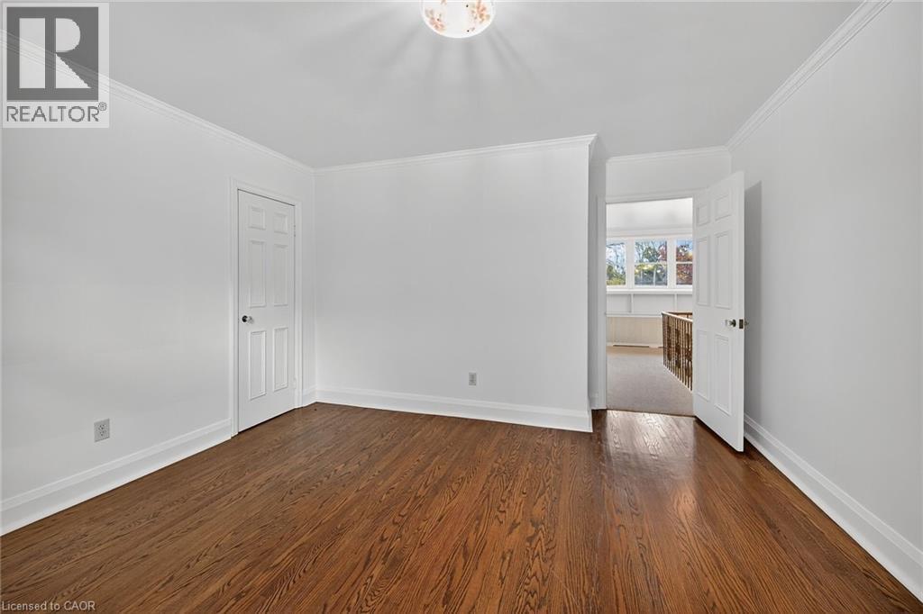 842 Forest Glen Avenue, Burlington, ON - Indoor Photo Showing Other Room