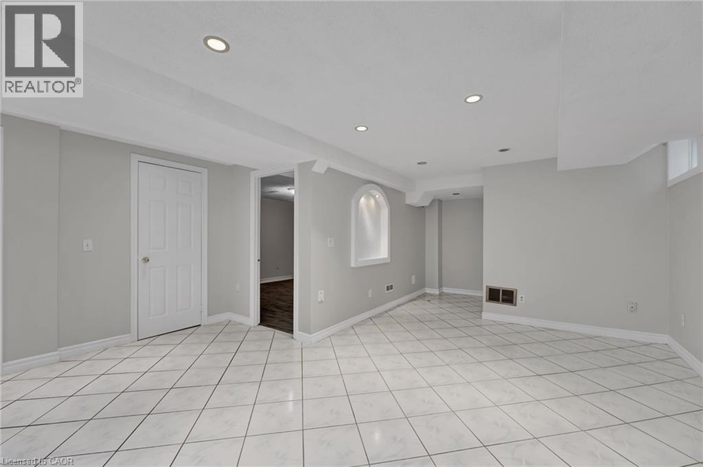 1157 Charminster Crescent, Mississauga, ON - Indoor Photo Showing Other Room