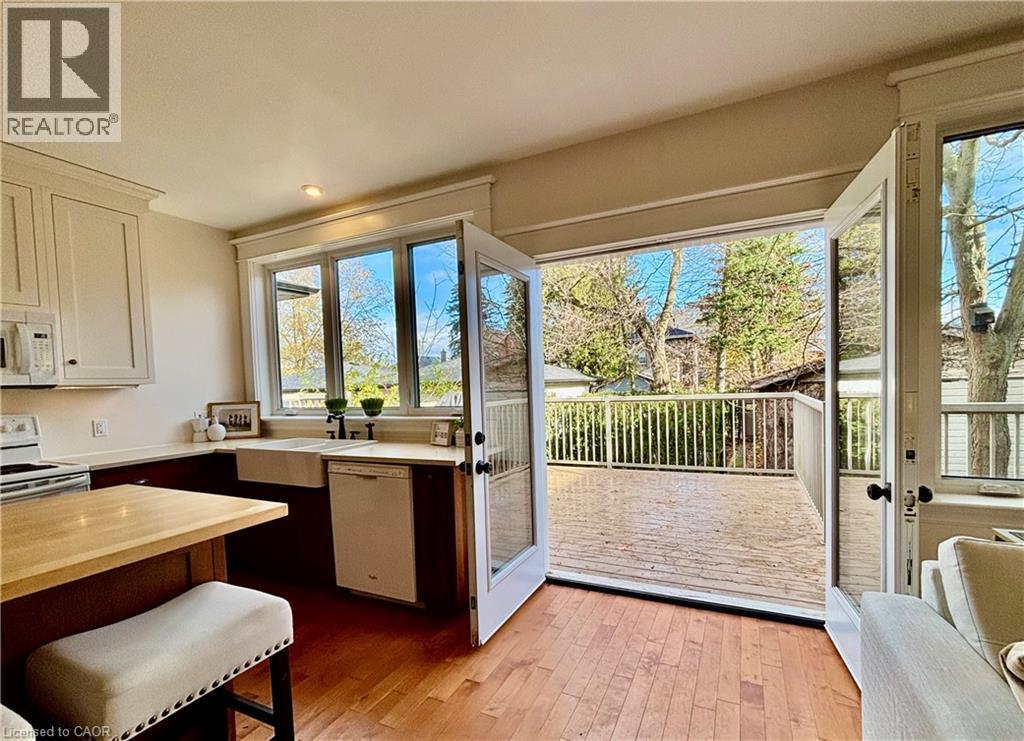 34 Menno Street, Waterloo, ON - Photo Showing Kitchen