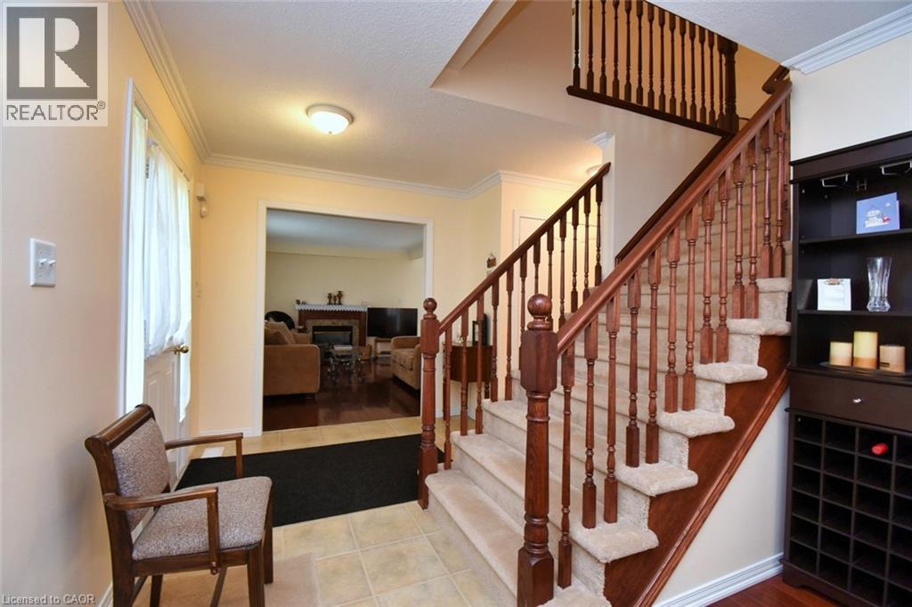 7 Southside Place Unit# 49, Hamilton, ON - Indoor Photo Showing Other Room