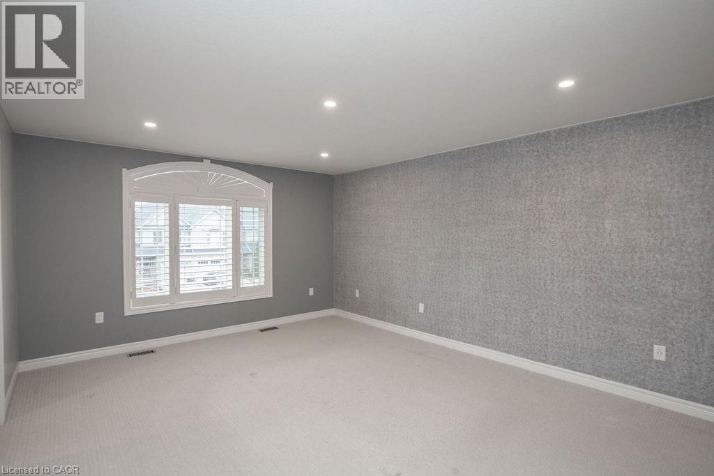 85 Chamomile Drive, Hamilton, ON - Indoor Photo Showing Other Room