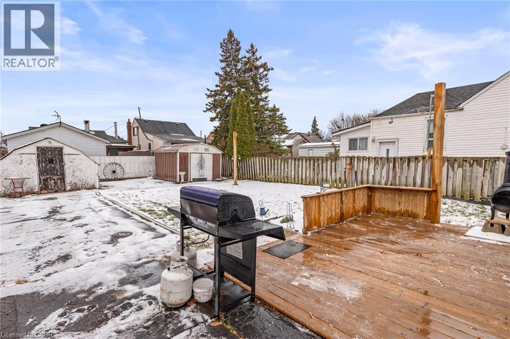 46 Adeline Avenue, Hamilton, ON - Outdoor