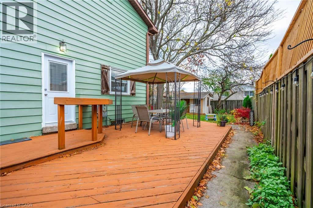 38 Golden Orchard Drive, Hamilton, ON - Outdoor With Exterior