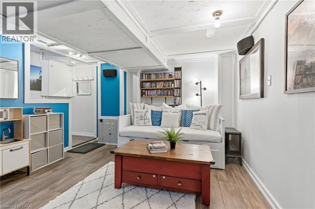 38 Golden Orchard Drive, Hamilton, ON - Indoor