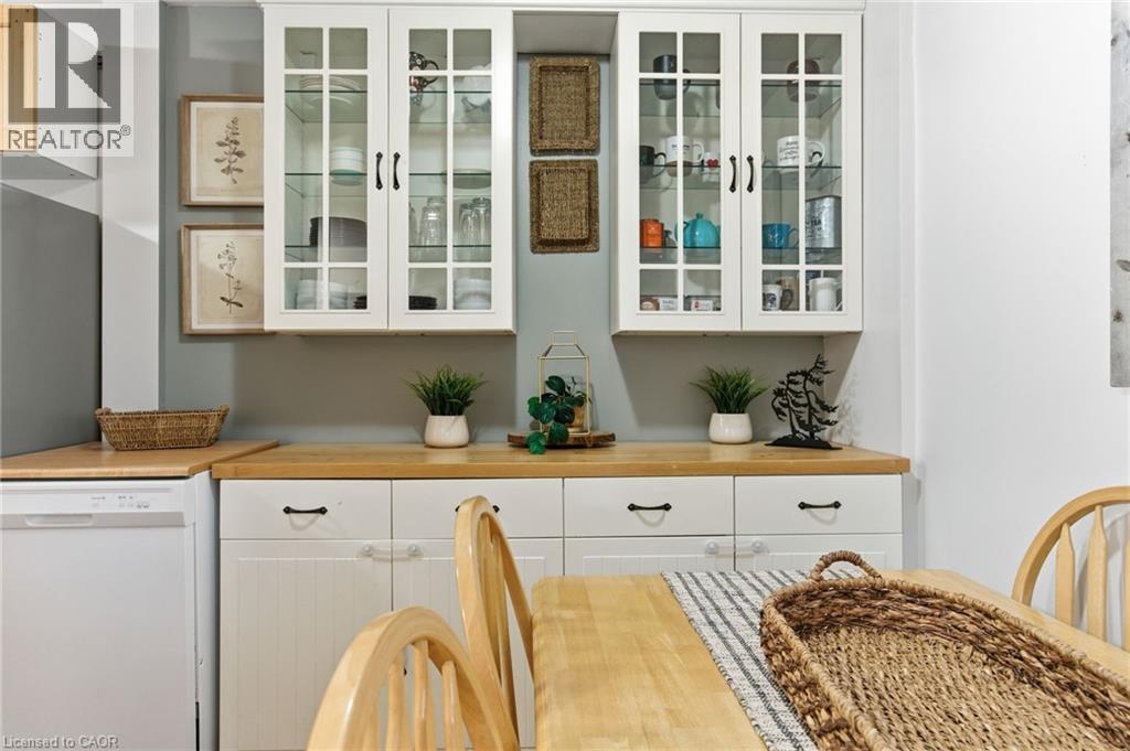 38 Golden Orchard Drive, Hamilton, ON - Indoor