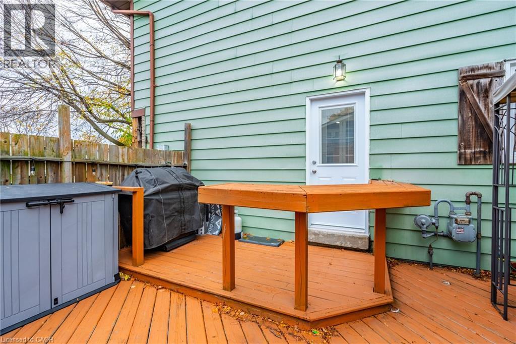 38 Golden Orchard Drive, Hamilton, ON - Outdoor With Exterior