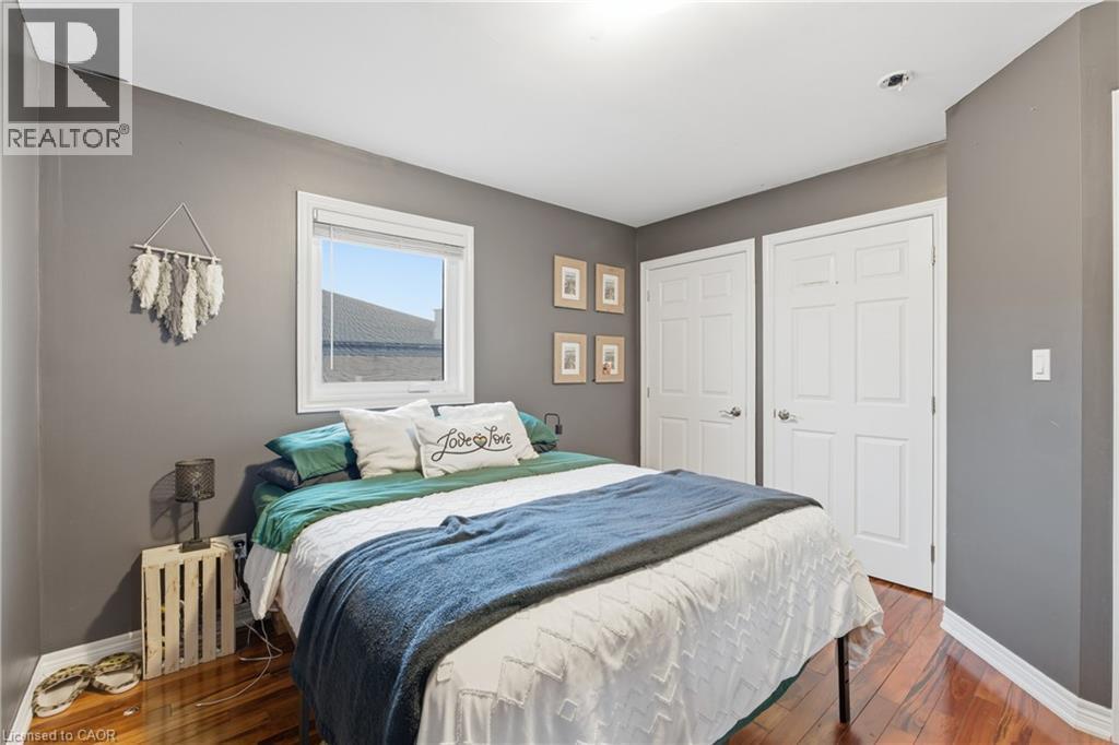 615 Southworth Street S, Welland, ON - Indoor Photo Showing Bedroom