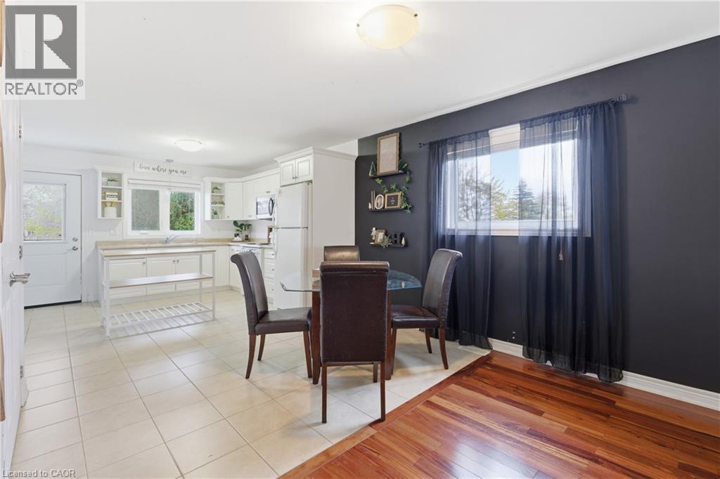 615 Southworth Street S, Welland, ON - Indoor Photo Showing Dining Room