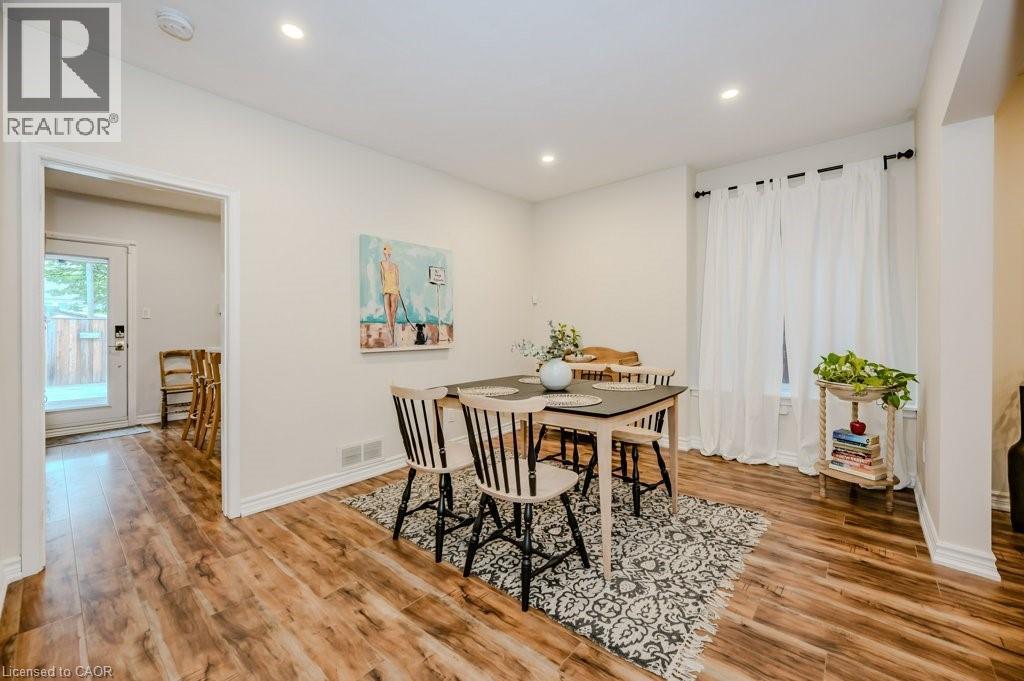63 Beechwood Avenue, Hamilton, ON - Indoor Photo Showing Dining Room