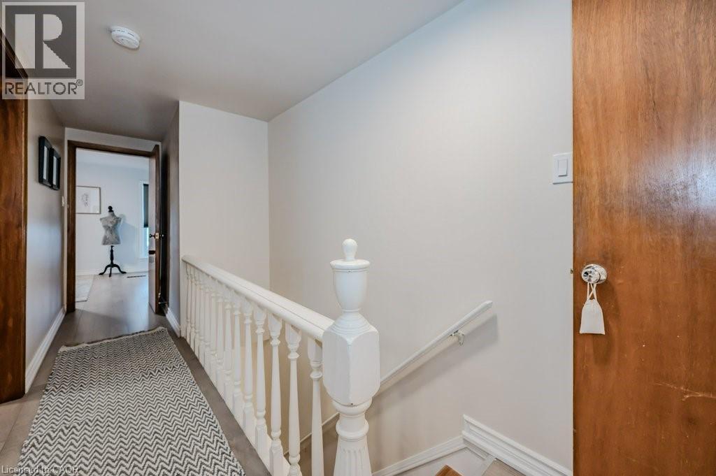 63 Beechwood Avenue, Hamilton, ON - Indoor Photo Showing Other Room