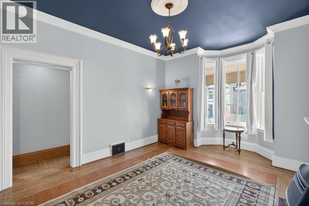 282 Main Street W, Hamilton, ON - Indoor Photo Showing Other Room