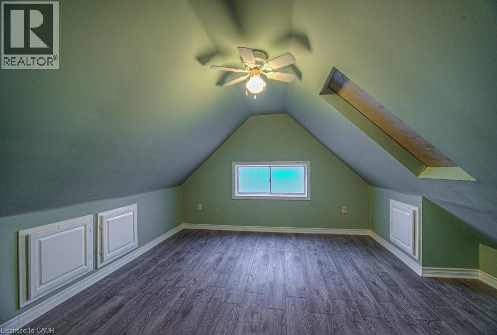 81 Beechwood Avenue, Hamilton, ON - Indoor Photo Showing Other Room