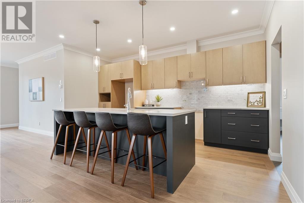 107 Judd Drive, Simcoe, ON - Indoor Photo Showing Kitchen With Upgraded Kitchen