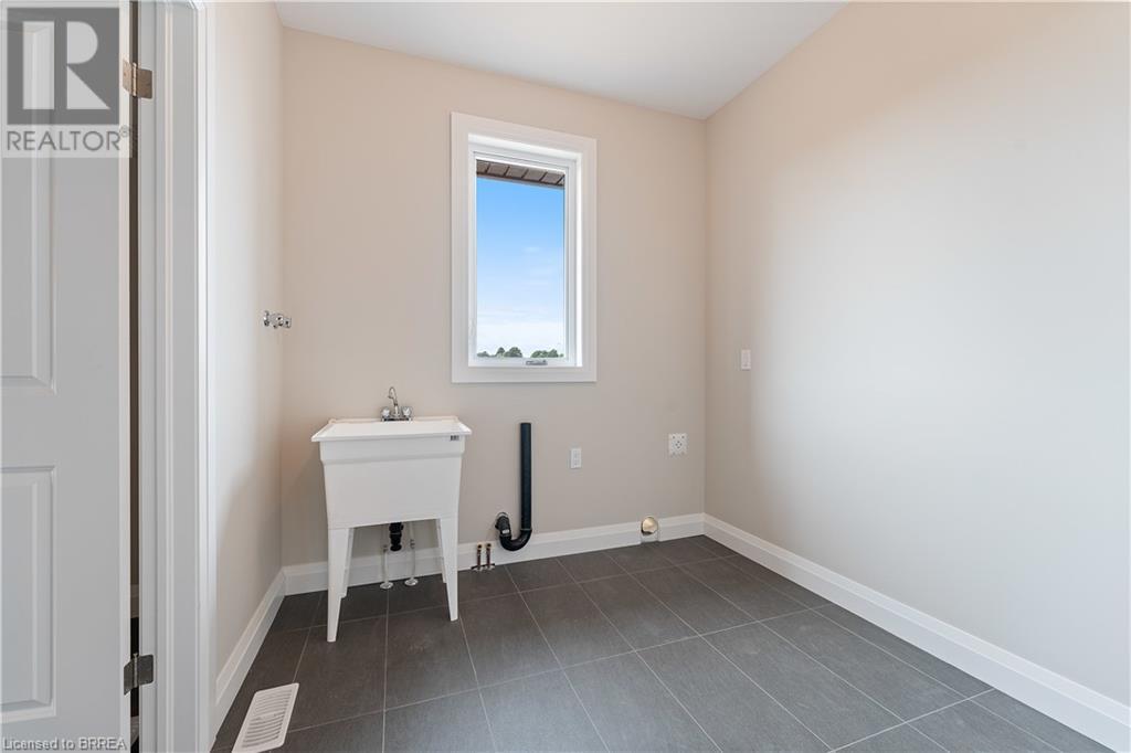 107 Judd Drive, Simcoe, ON - Indoor Photo Showing Other Room