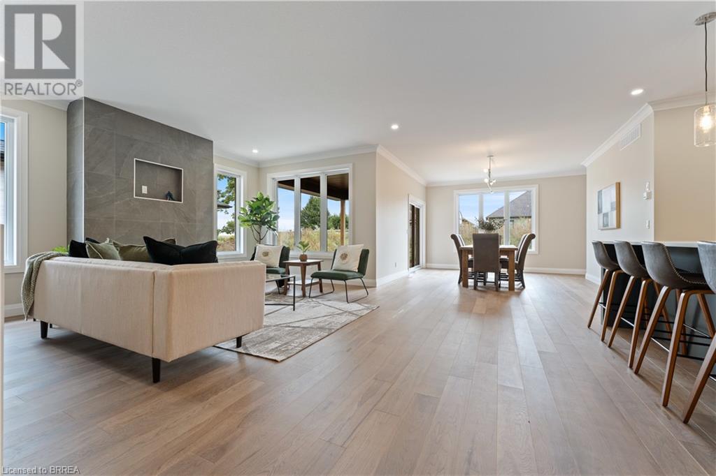 107 Judd Drive, Simcoe, ON - Indoor Photo Showing Living Room