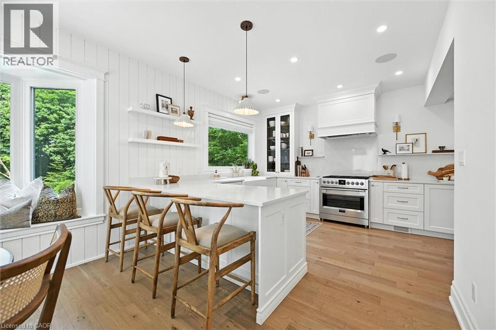 112 Chedoke Avenue, Hamilton, ON - Indoor