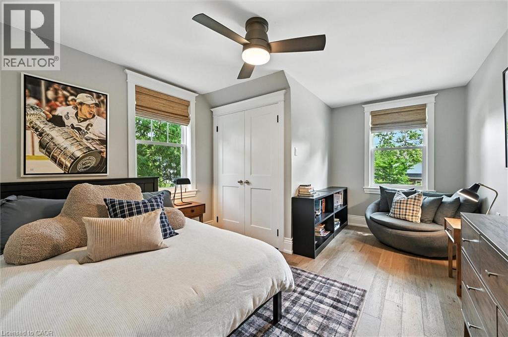 112 Chedoke Avenue, Hamilton, ON - Indoor Photo Showing Other Room