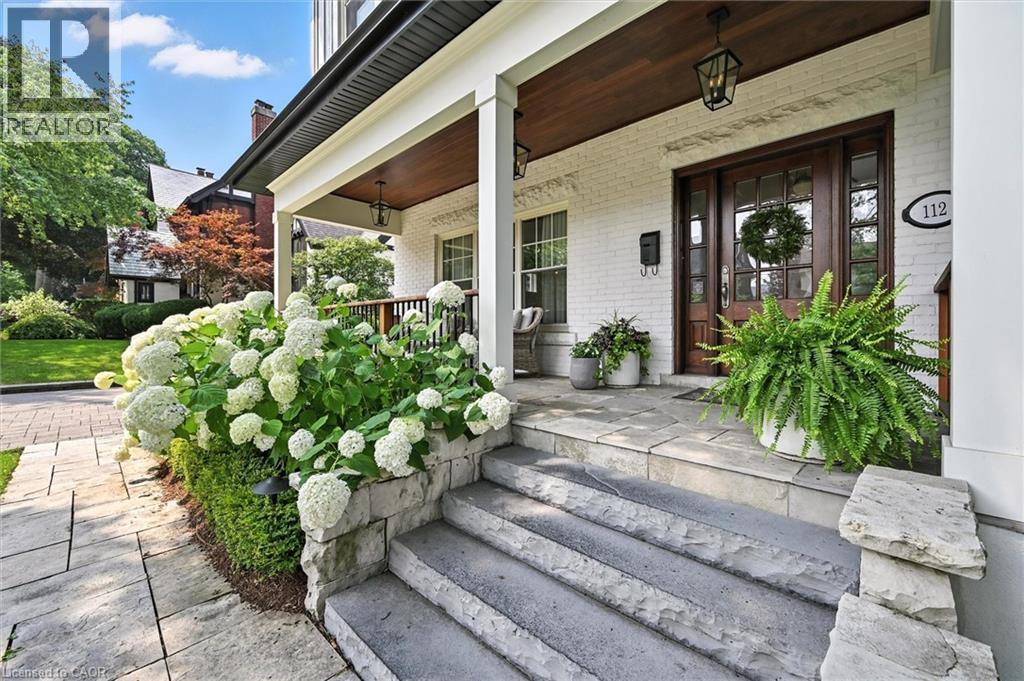112 Chedoke Avenue, Hamilton, ON - Outdoor With Deck Patio Veranda
