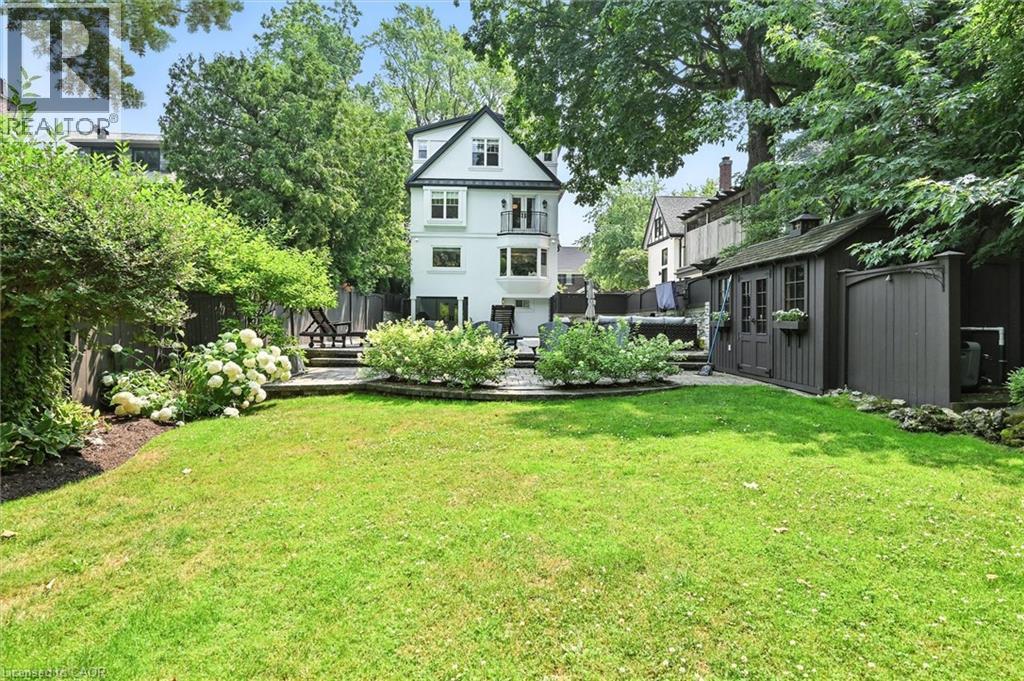 112 Chedoke Avenue, Hamilton, ON - Outdoor