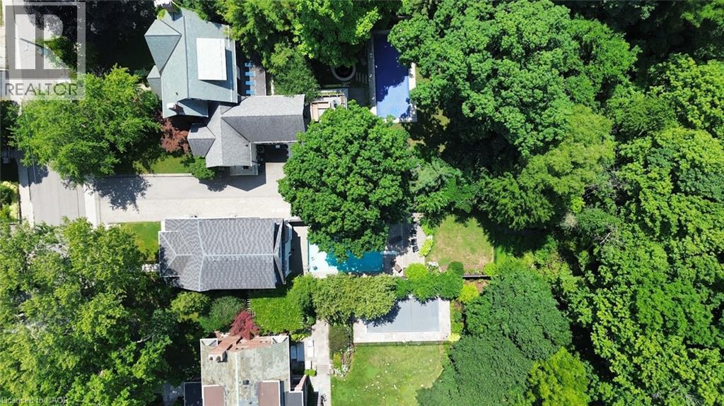 112 Chedoke Avenue, Hamilton, ON - Outdoor