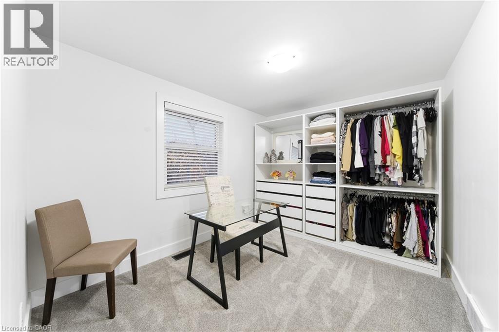 23 Stonegate Drive, Kitchener, ON - Indoor Photo Showing Other Room