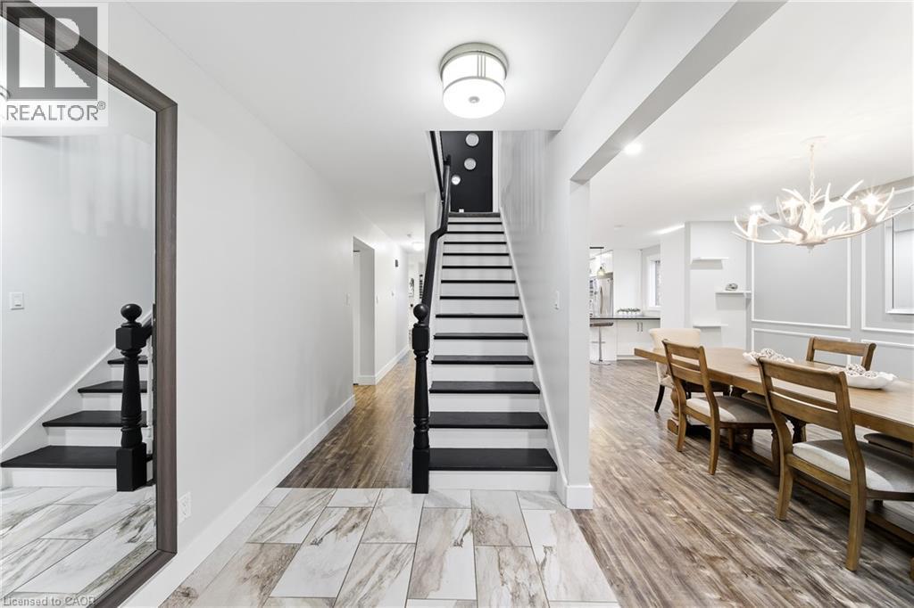 23 Stonegate Drive, Kitchener, ON - Indoor Photo Showing Other Room