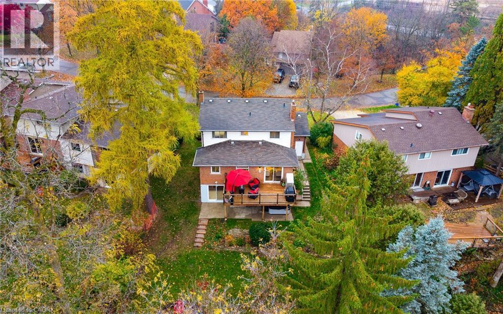 23 Stonegate Drive, Kitchener, ON - Outdoor