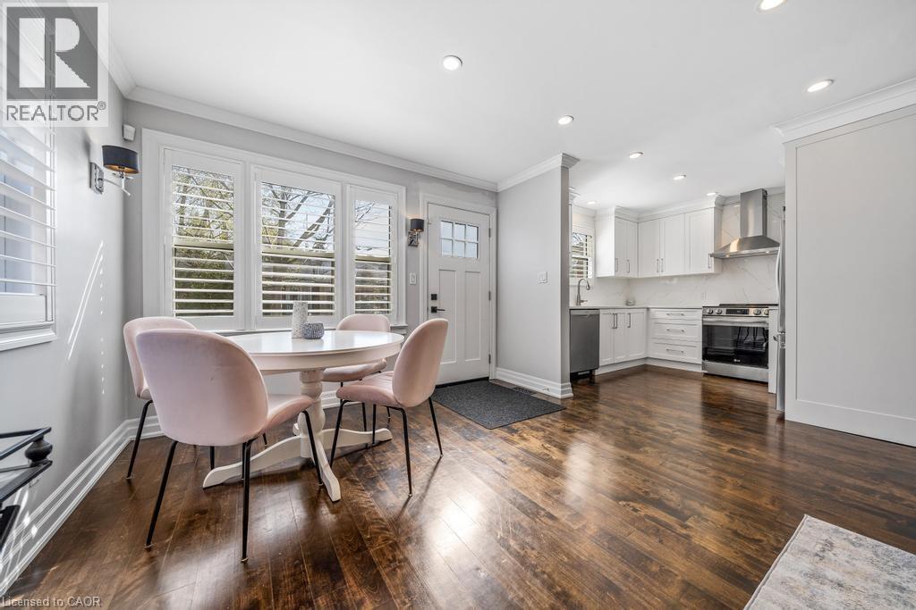 198 Homewood Avenue, Hamilton, ON - Indoor