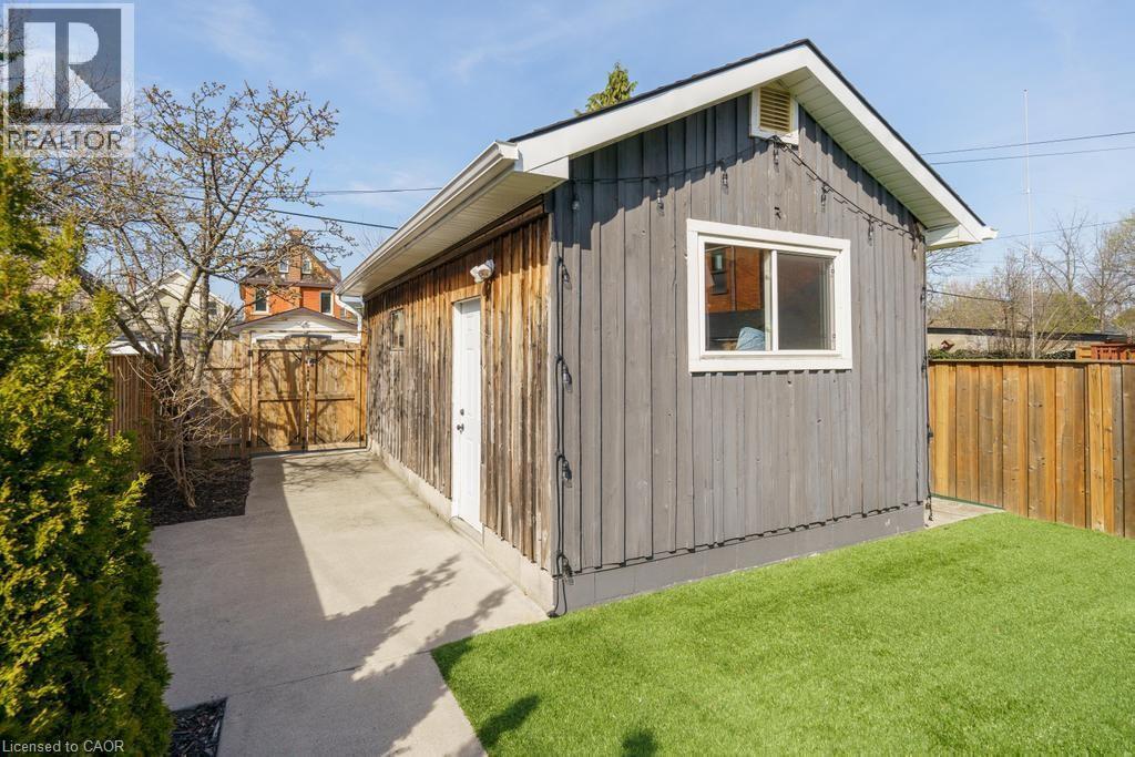 198 Homewood Avenue, Hamilton, ON - Outdoor