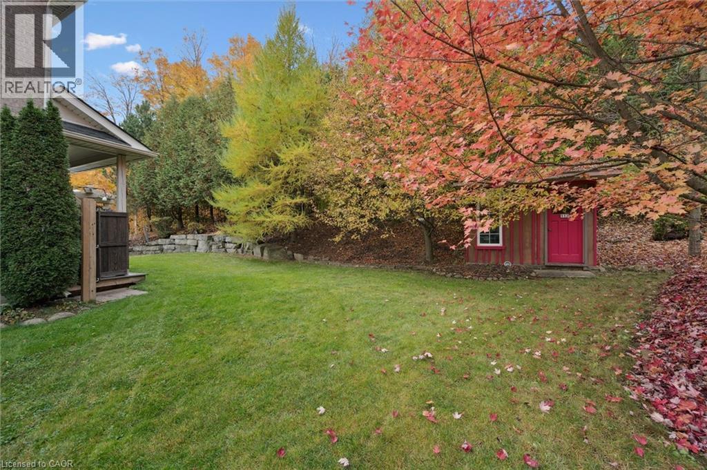 317 Winterburg Court, Waterloo, ON - Outdoor