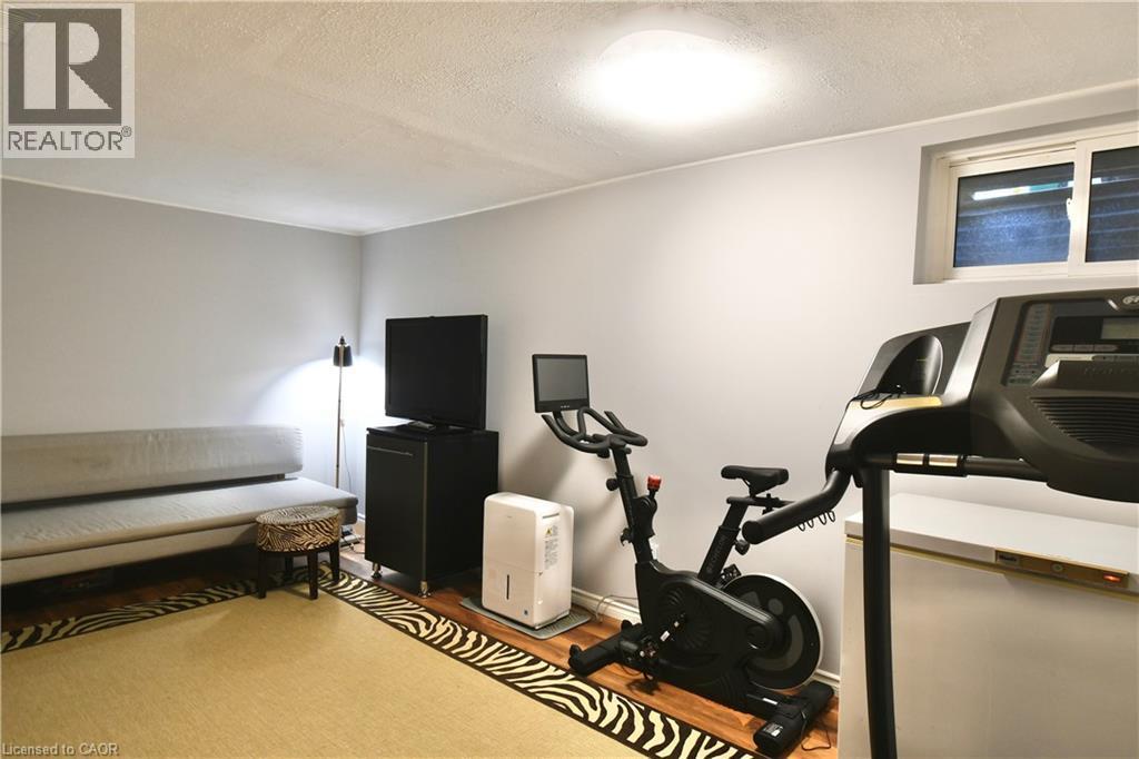 11 Harrisford Street Unit# 98, Hamilton, ON - Indoor Photo Showing Gym Room
