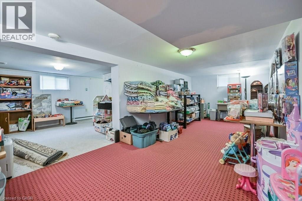 641 Limeridge Road E, Hamilton, ON - Indoor