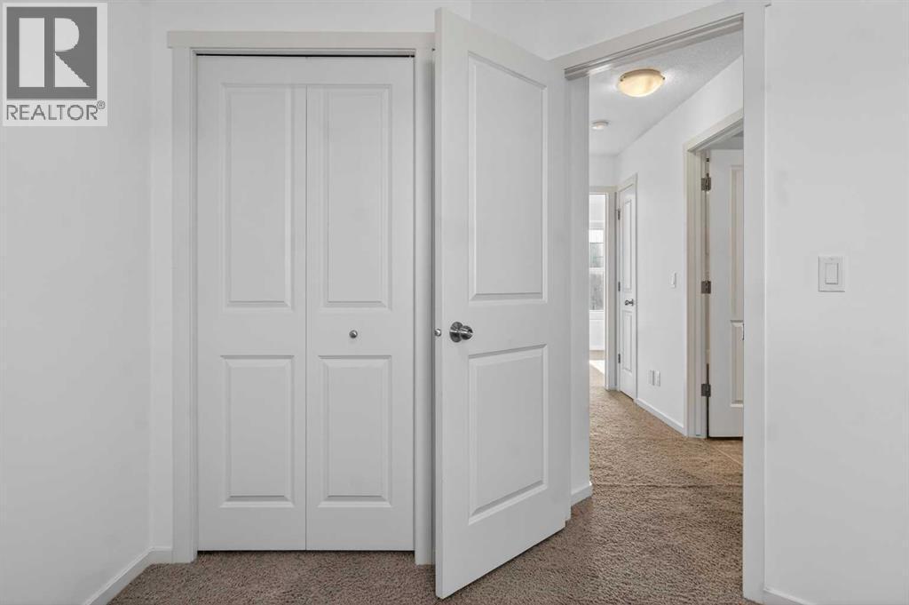 512 Evanston Drive Nw, Calgary, AB - Indoor Photo Showing Other Room