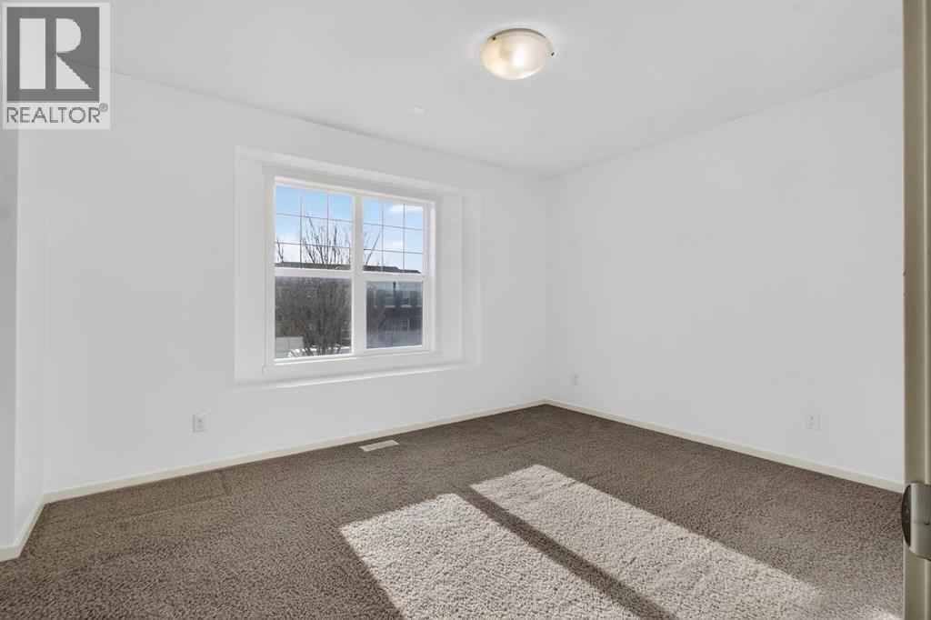 512 Evanston Drive Nw, Calgary, AB - Indoor Photo Showing Other Room