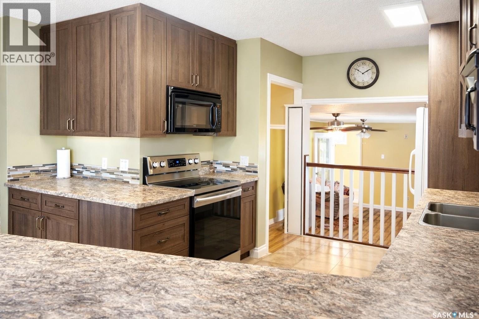 Brightholme Acreage, Leask Rm No. 464, SK - Indoor Photo Showing Kitchen With Double Sink